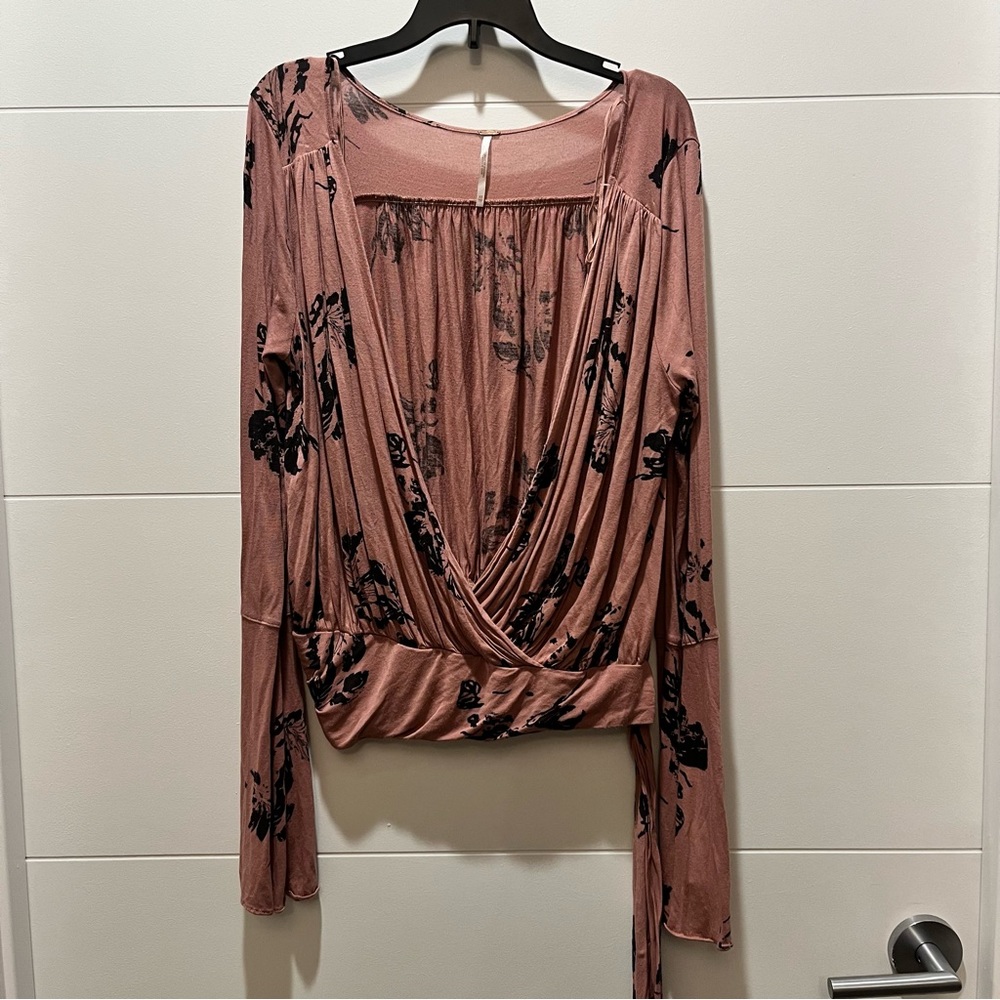 Free People Floral Wrap Shirt Fiona - pink and black flare sleeve